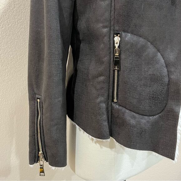 Soft Surroundings Taupe Faux Suede Sherpa Lined Jacket Size Small - Picture 7 of 10